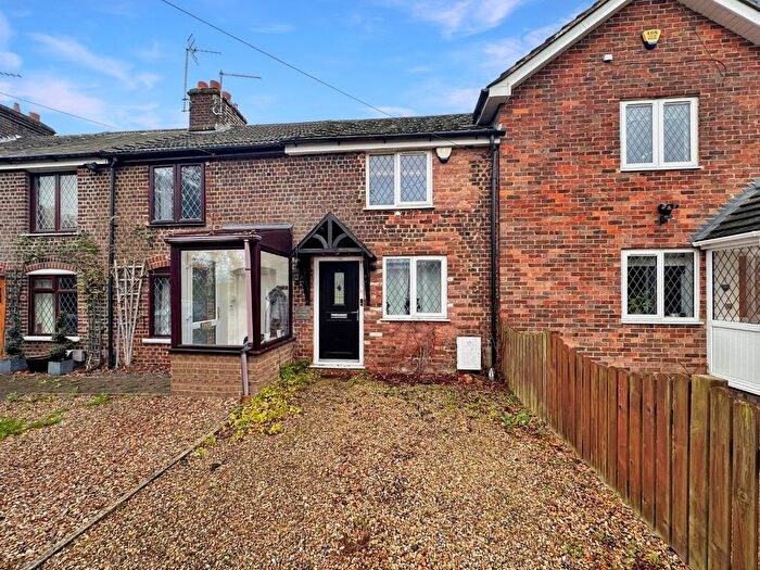 2 Bedroom Terraced House For Sale In Chaul End Road, Caddington, LU1