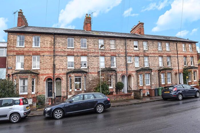 1 Bedroom Apartment To Rent In Abingdon, Town Centre, OX14