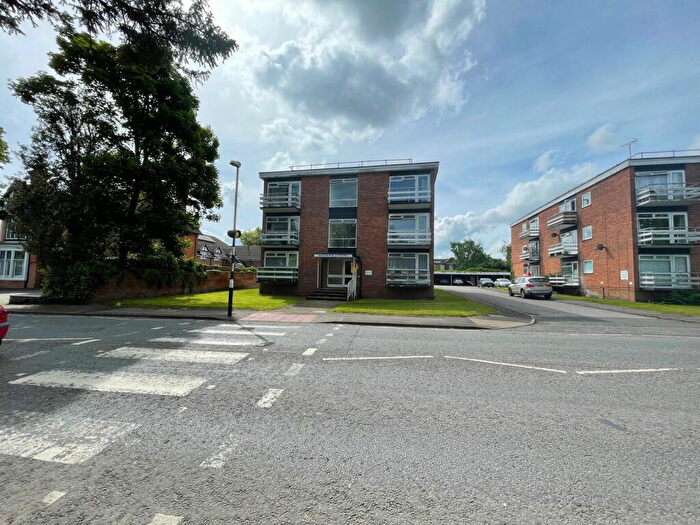 Flat To Rent In St. Johns Road, Newbury, RG14