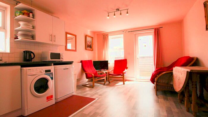 4 Bedroom Flat To Rent In Byron Street Mews, Shieldfield, Newcastle Upon Tyne, NE2