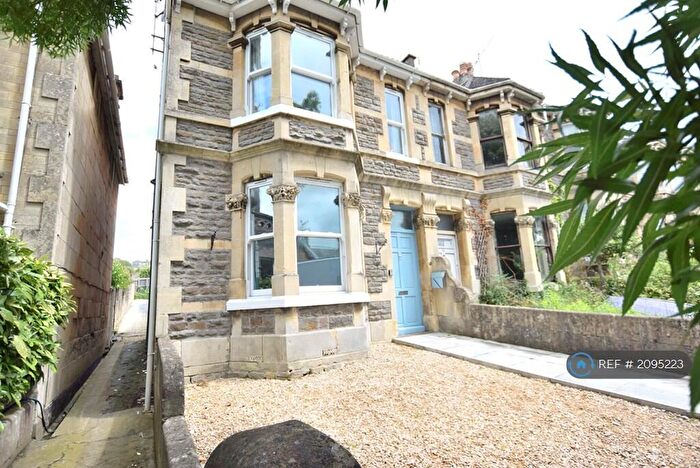 4 Bedroom Semi-Detached House To Rent In Wellsway, Bath, BA2
