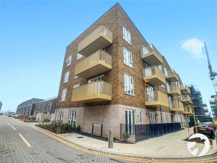 2 Bedroom Flat To Rent In Corys Road, Rochester, Corys Road, Rochester, ME1