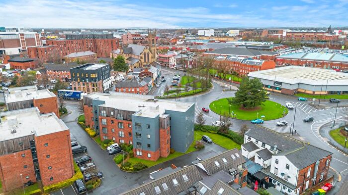 2 Bedroom Flat For Sale In Dutton Court, Warrington, WA1