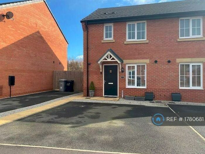3 Bedroom Semi-Detached House To Rent In Rotary Way, Shavington, Crewe, CW2