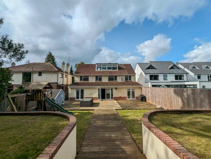 4 Bedroom Detached House To Rent In Compton Avenue, Poole, BH14