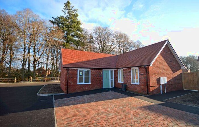 2 Bedroom Detached Bungalow For Sale In Beechen Way, Grayshott, GU26