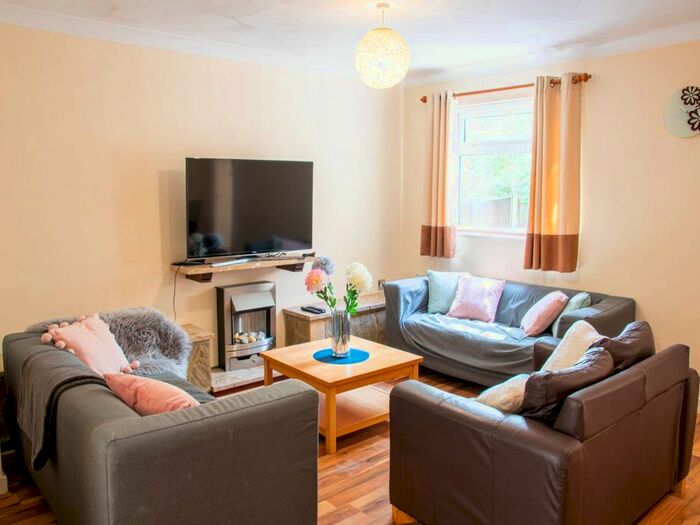 5 Bedroom Property To Rent In St Michael's Road, Canterbury, Kent, CT2