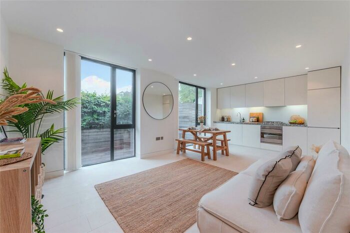 2 Bedroom Apartment To Rent In Latitude House, Oval Road, Camden, London, NW1