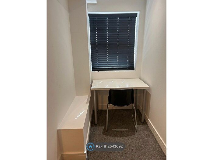 6 Bedroom Terraced House To Rent In Garnier Street, Portsmouth, PO1