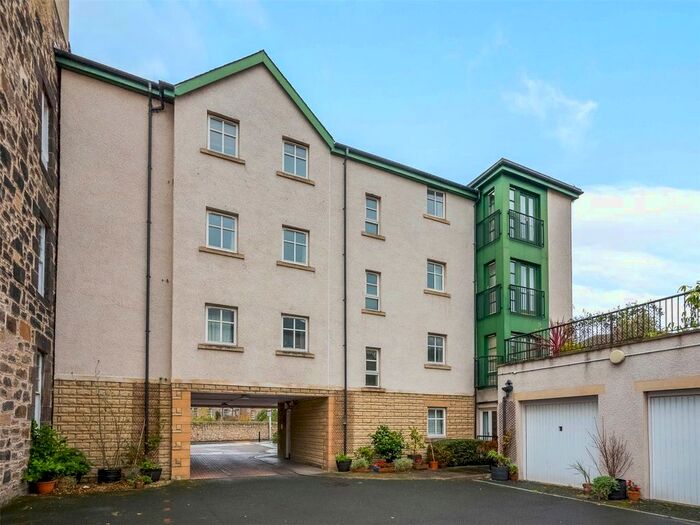 2 Bedroom Detached House To Rent In Warriston Road, Edinburgh, EH3