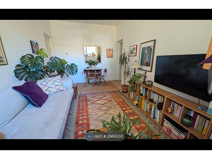 1 Bedroom Flat To Rent In Queens Road, London, E11