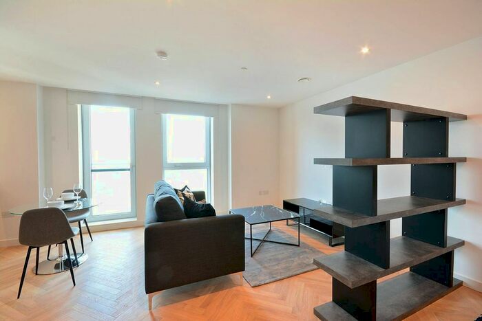 Studio To Rent In Southwark Bridge Road, Elephant And Castle, SE1