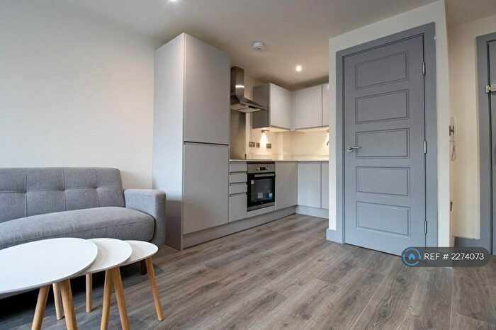 1 Bedroom Flat To Rent In Stanningley Road, Pudsey, LS28