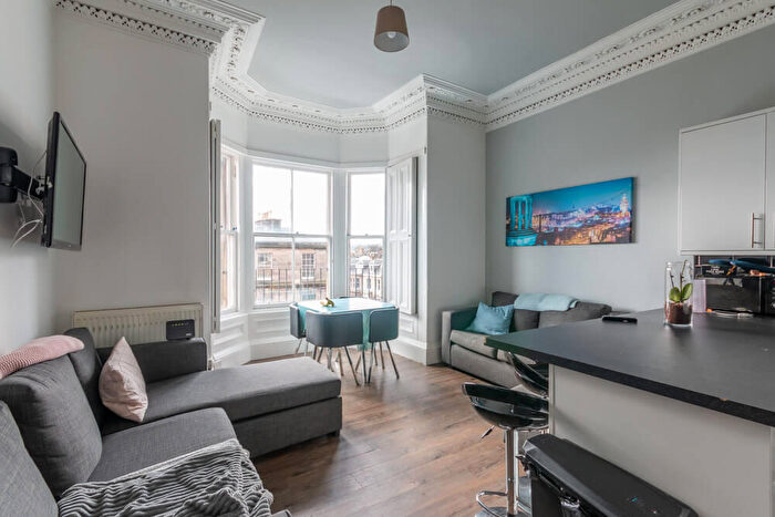 6 Bedroom Flat To Rent In P – East Preston Street, Edinburgh, EH8