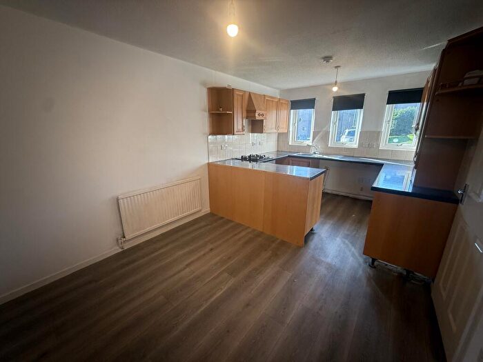 2 Bedroom House To Rent In Elder Grove, Netherton, Huddersfield, HD4