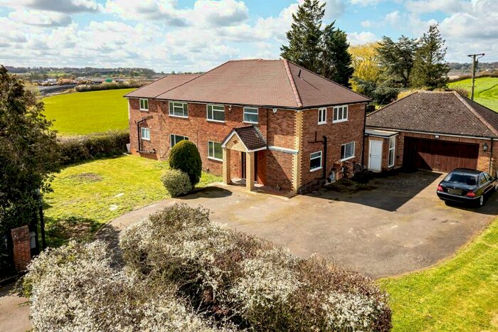 7 Bedroom Detached House For Sale In Blackgrove Road, Waddesdon, Aylesbury, HP18