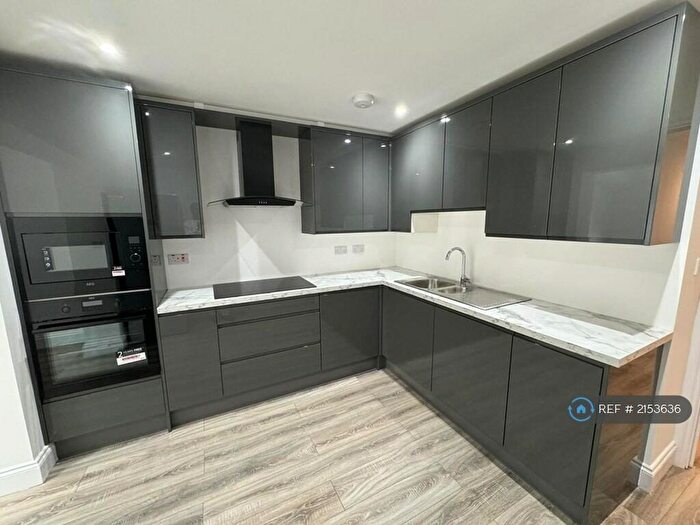 5 Bedroom Terraced House To Rent In Brabazon Street, London, E14