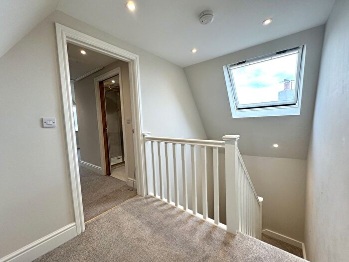 1 Bedroom Flat To Rent In Fore Street, Exeter, EX3