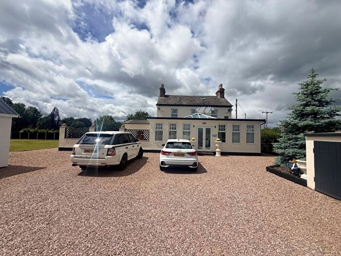 6 Bedroom Country House For Sale In Yew Tree, Morton, Oswestry, Shropshire, SY10