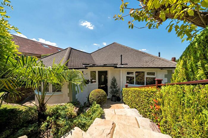 2 Bedroom Detached House For Sale In Court Farm Road, Warlingham, CR6