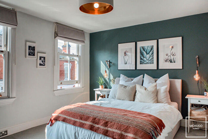 3 Bedroom Terraced House For Sale In Bull Street, Harborne, B17