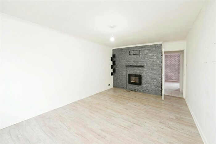 2 Bedroom Flat For Sale In Glebelands Road, Filton, Bristol, Gloucestershire, BS34