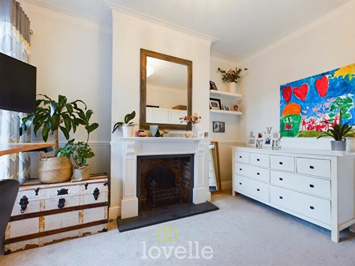 3 Bedroom Terraced House For Sale In Oxford Street, Cleethorpes, DN35
