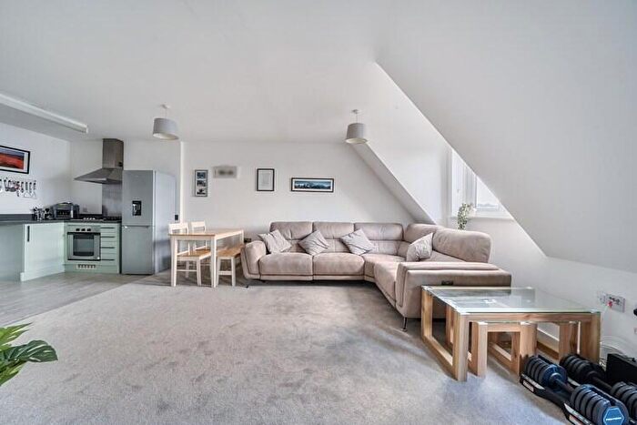 1 Bedroom Flat For Sale In Foots Cray High Street, Sidcup, Greater London, DA14