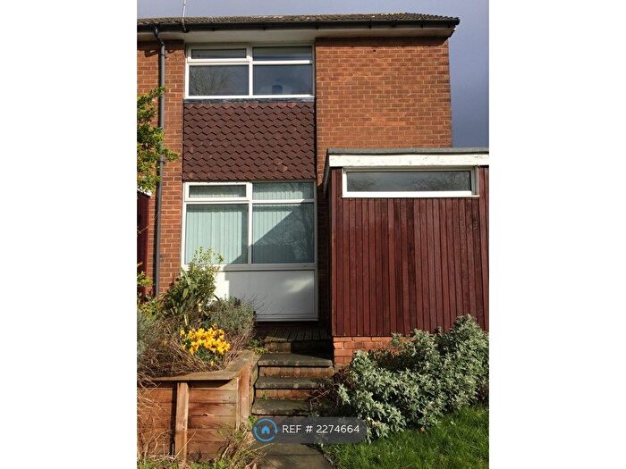2 Bedroom End Of Terrace House To Rent In Sandford Road, Leeds, LS5