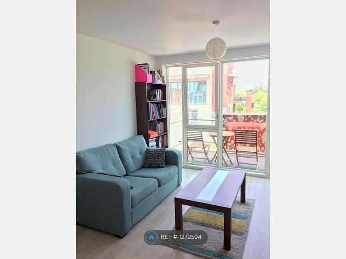 1 Bedroom Flat To Rent In Blackthorn House, London, SE16
