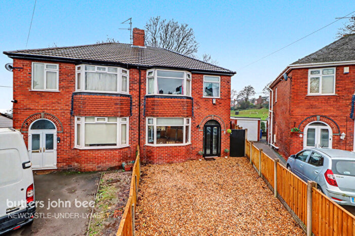 3 Bedroom Semi Detached House For Sale In Higson Avenue, Stoke-On-Trent, ST4