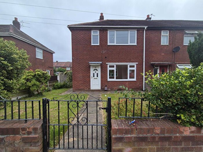 2 Bedroom Terraced House To Rent In Clough Road, Failsworth, M35