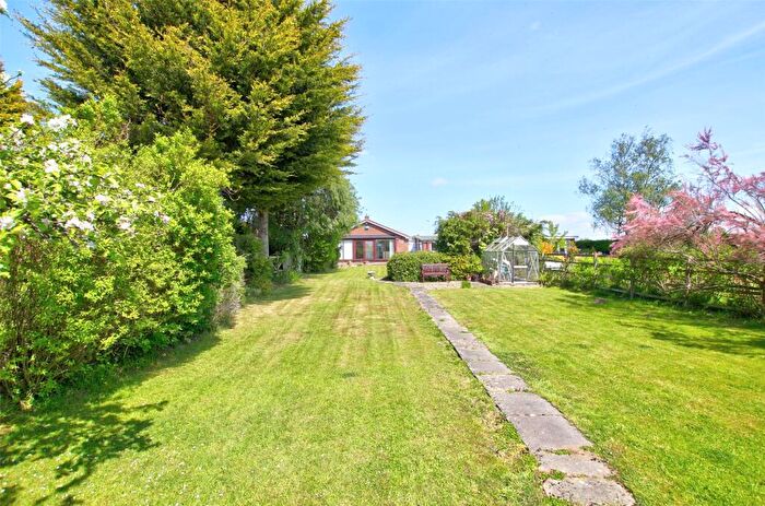 3 Bedroom Bungalow For Sale In Rookery Gardens, Rushyford, Ferryhill, DL17