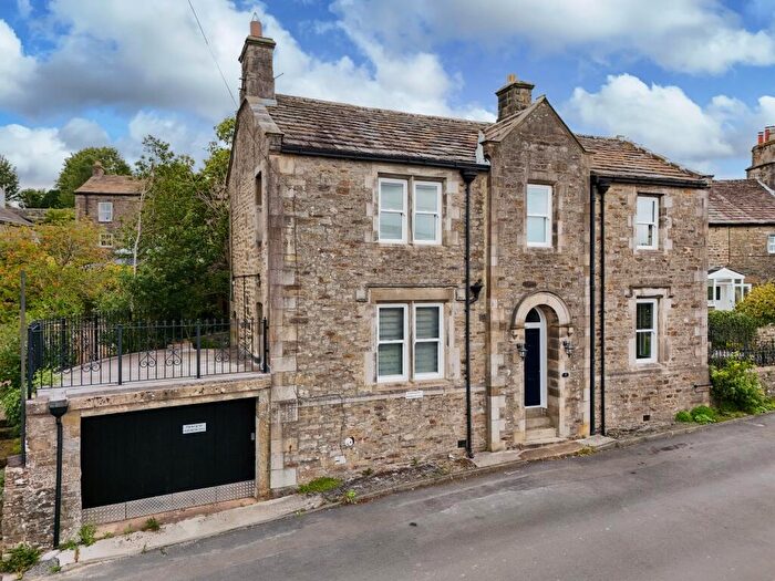 3 Bedroom Detached House For Sale In Chapel Street, Grassington, Skipton, North Yorkshire, BD23