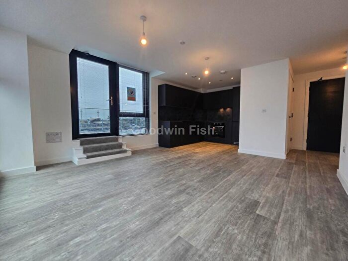 1 Bedroom Apartment To Rent In Seymour Grove, Manchester, M16