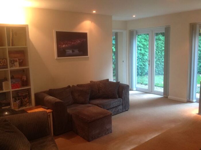 1 Bedroom Flat To Rent In The Annex, Birdhaven, Sandrock Hill Road, Farnham, GU10