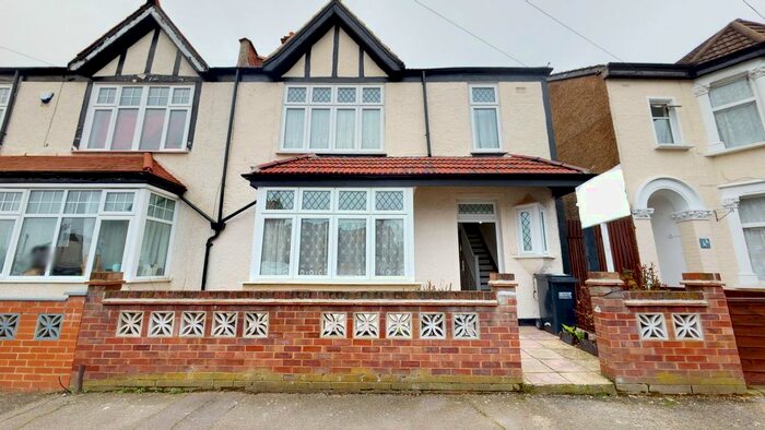 3 Bedroom Terraced House To Rent In Elliott Road, Thornton Heath CR7