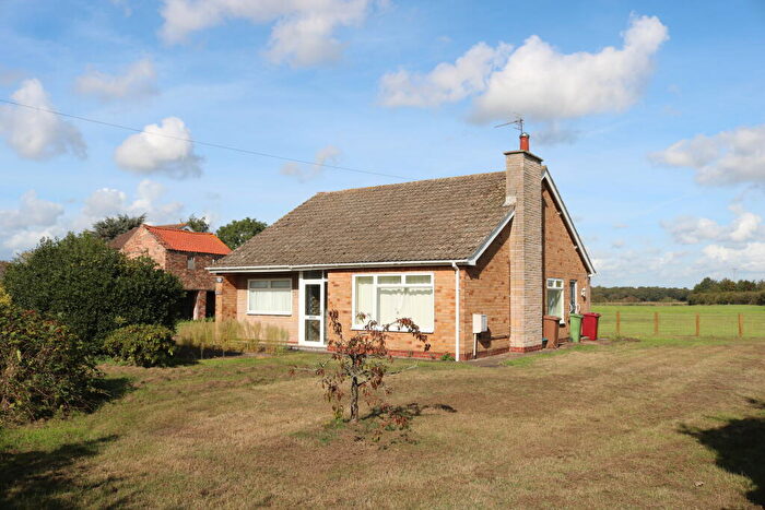 3 Bedroom Detached Bungalow For Sale In Chester Cottage Farm, High Street, Wroot, DN9