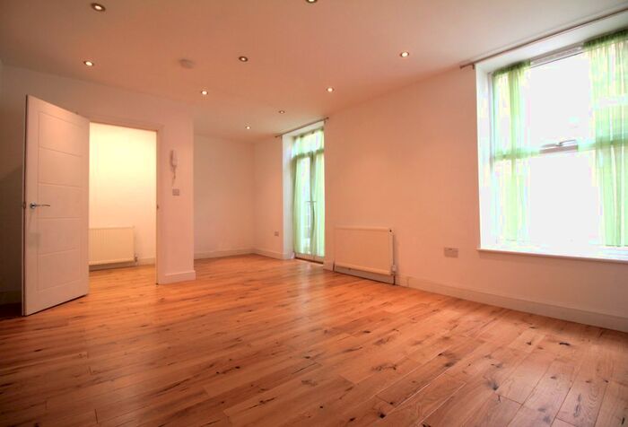 1 Bedroom Flat To Rent In - Sandown Road, Great Yarmouth, NR30