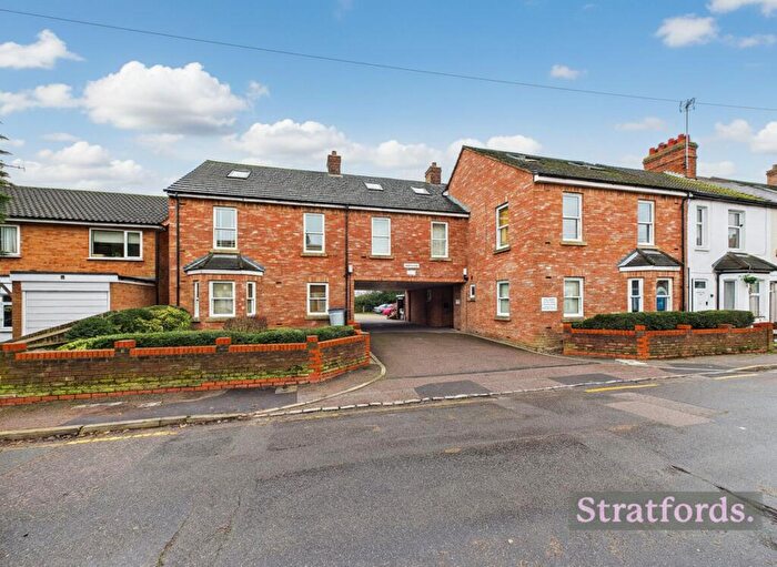 2 Bedroom Apartment To Rent In George Street, Bletchley, MK2