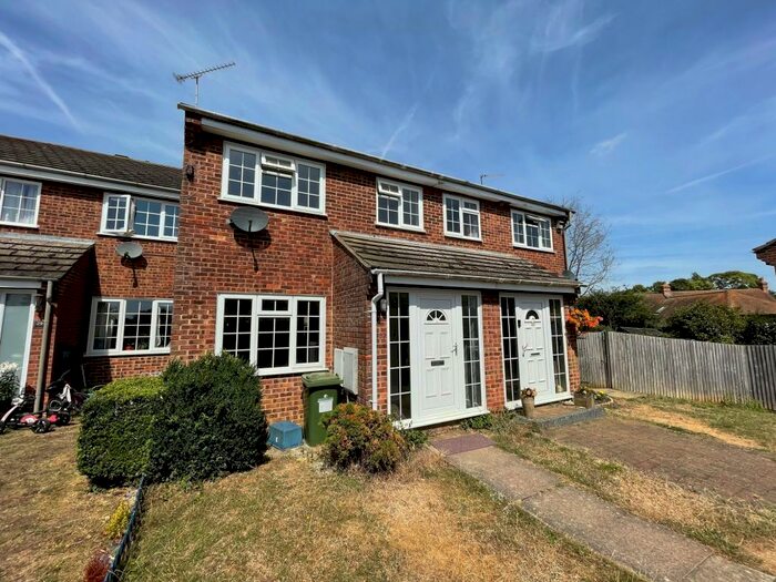 3 Bedroom Terraced House To Rent In Rectory Orchard, Lavendon, MK46