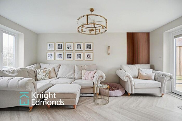 3 Bedroom Detached House For Sale In Seckel Drive, Allington, ME16