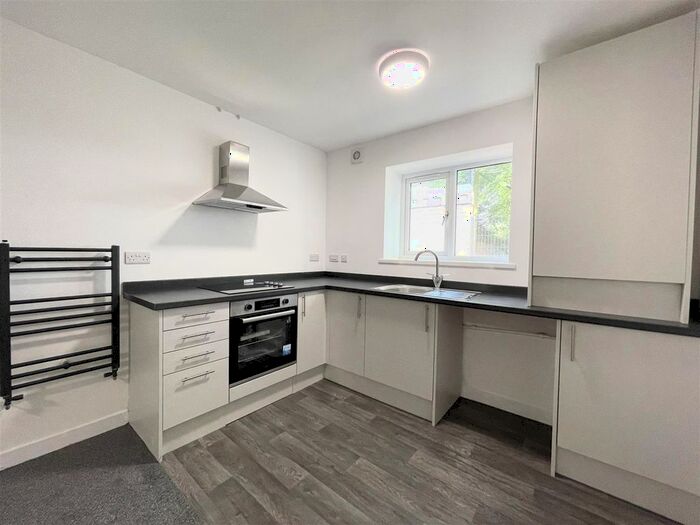 1 Bedroom Flat To Rent In Clewlow Place, Sandford Hill, Stoke On Trent, ST3