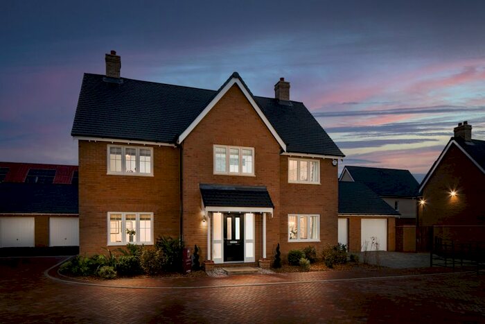 4 Bedroom Detached House For Sale In Bartlow Road, Linton, Cambridge, CB21