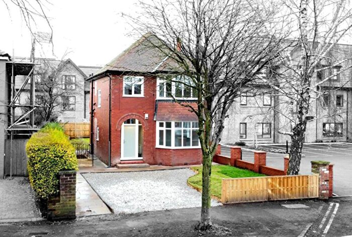 3 Bedroom Detached House For Sale In Edgeley Road, Stockport, Greater Manchester, SK3