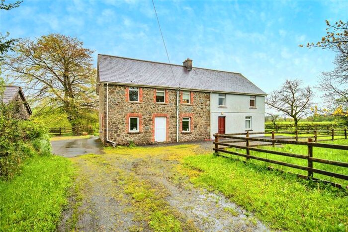 3 Bedroom Detached House For Sale In Capel Isaac, Llandeilo, Carmarthenshire, SA19