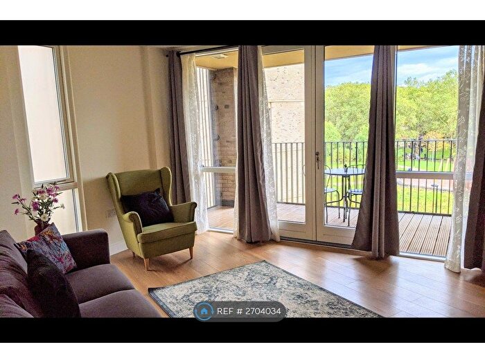 2 Bedroom Flat To Rent In Stead Street, London, SE17