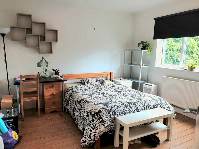 2 Bedroom Flat To Rent In Mildmay Park, London, N1