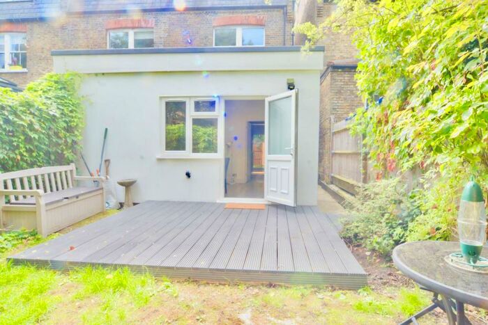 Studio To Rent In Aberdare Gardens, South Hampstead, NW6