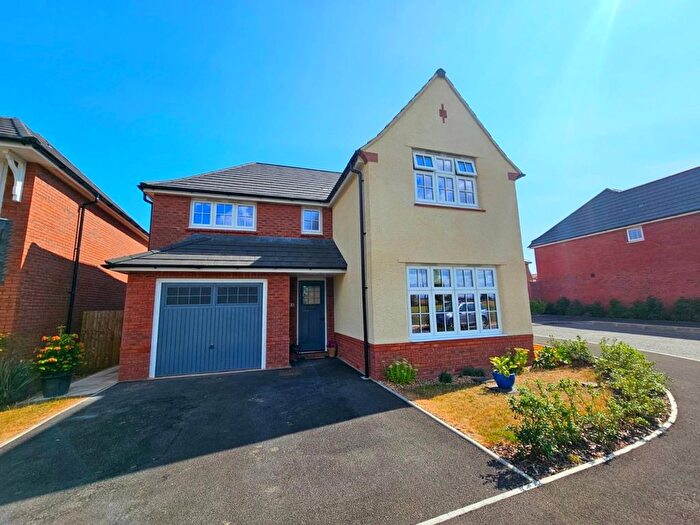 4 Bedroom Detached House For Sale In Nelmes Way, Berkeley, GL13